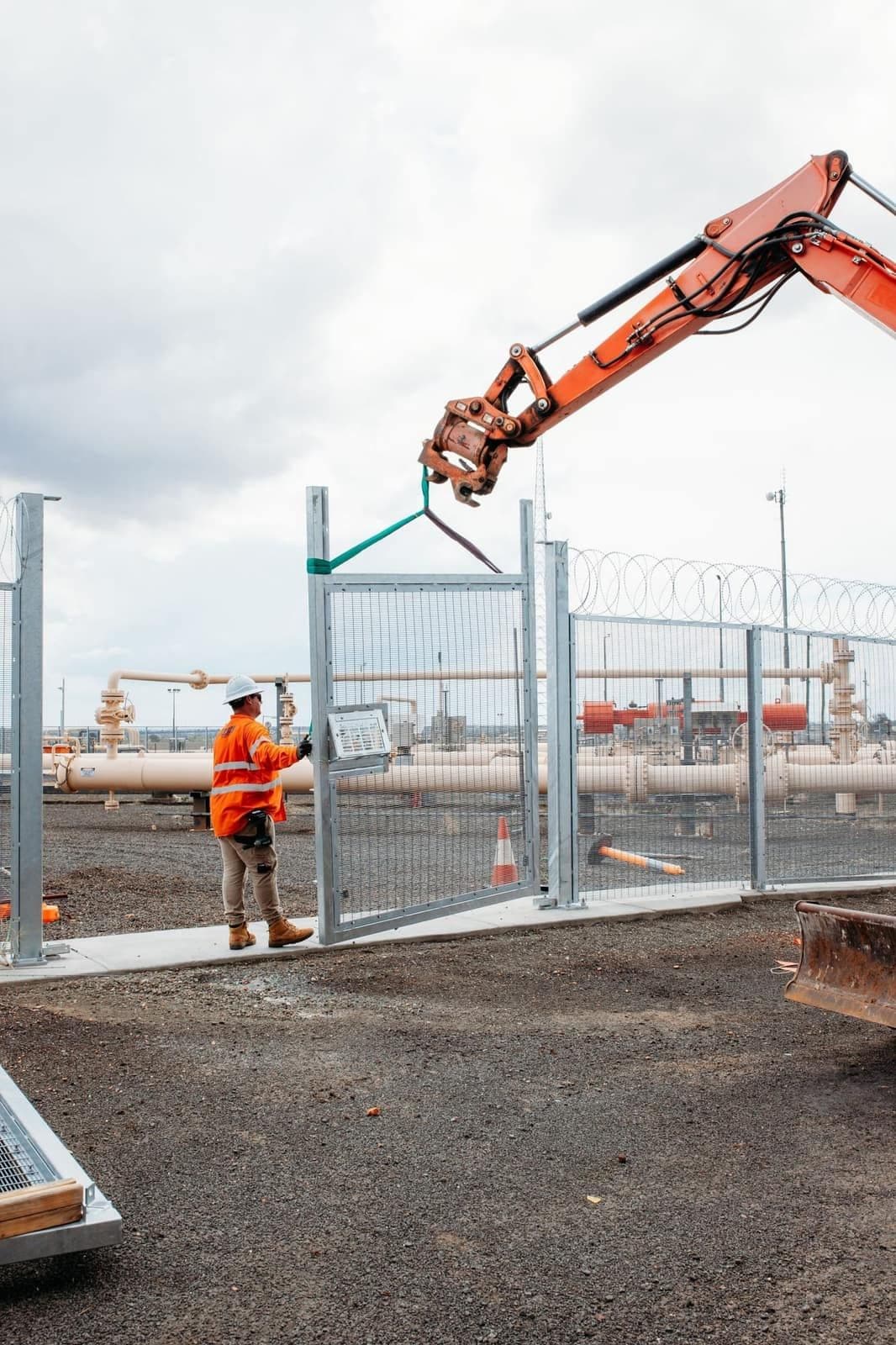 APA Wallumbilla pipeline fencing