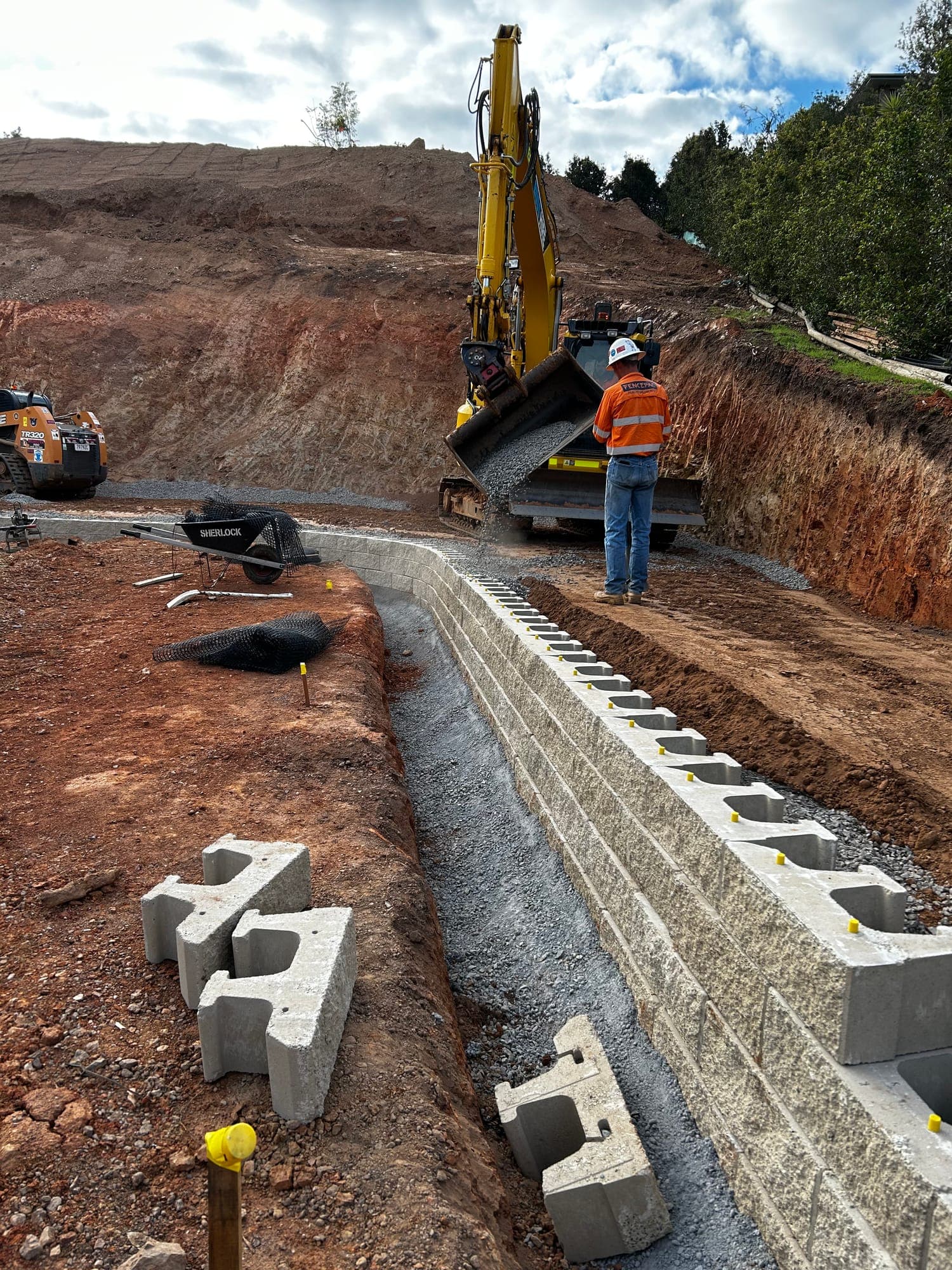 Holmview reinforced soil segmental block retaining wall