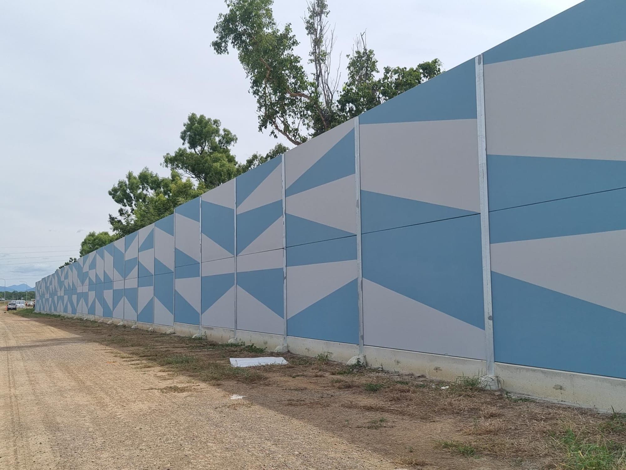 Townsville Ring Road noise barrier installation